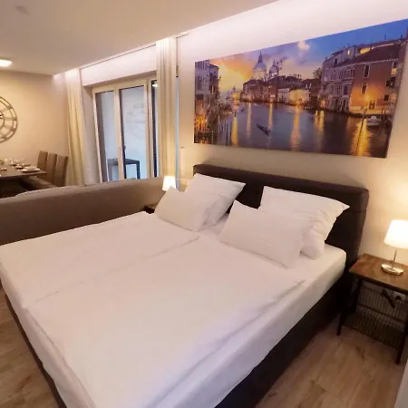 Апартаменты -neubau- 68 Qm 2-zimmer-wohnung Фульда