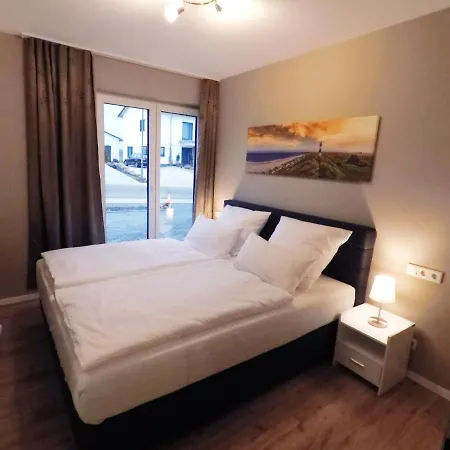 -neubau- 68 Qm 2-zimmer-wohnung * Фульда